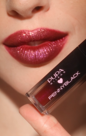 PUPA MILANO - LOVES PENNYBLACK TRANSFORMING LIQUID LIPSTICK / ТЕЧНО ЧЕРВИЛО
