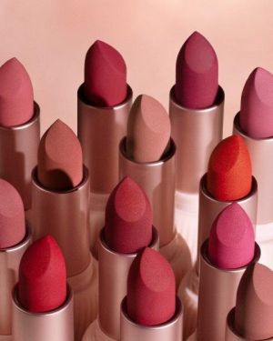 PUPA MILANO - MY CRUSH MATTE LIPSTICK / ЧЕРВИЛО С МАТ ЕФЕКТ И НЕУСТОИМА МЕКОТА