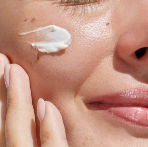  GATINEAU  -  COLLAGENE EXPERT™  -  Изглаждащ  крем със серамиди / Ceramide Smoothing Cream. 15 ml / travel size/