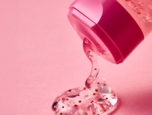 Pupa -  CANDY CLUB  SWEET JELLY FOAMING GEL FACE CLEANSER / ПОЧИСТВАЩА ГЕЛ ПЯНА ЗА ЛИЦЕ.  100 ml